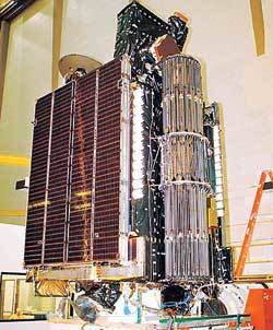 내달 12일 발사 예정인 SK텔레콤의 디지털멀티미디어방송용 위성 ‘한별’. 사진제공 SK텔레콤