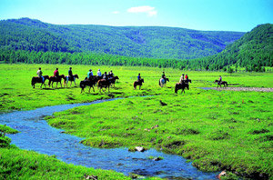 몽골 음악을 들으면 드넓은 초원을 누비며 자연을 벗삼아 살아온 유목민족의 성정을 그대로 느낄 수 있다. 동아일보 자료사진