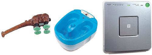 (왼쪽부터)엔젤의료기 '안마기', 주영 '족탕기', 샤프전자 '공기청정기'