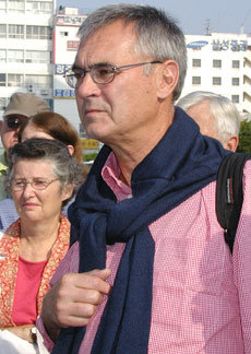 지난해 9월 민주화운동기념사업회 주관으로 해외 민주인사들과 함께 1980년 5·18 항쟁의 중심지였던 전남도청을 방문한 위르겐 힌츠페터.-사진제공 민주화운동기념사업회