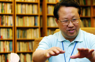 이동원 목사는 앞으로 3000개의 셀 교회를 만들고 3000명의 평신도 선교사를 양성한다는 비전을 갖고 있다.-박주일기자