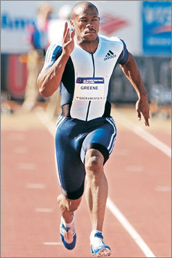 2004 아테네 올림픽 남자 육상 100m의 유력한 금메달 후보로 떠오르고 있는 미국의 모리스 그린. 지난달 비공인 세계기록 타이(9초78)를 기록한 그는 무릎부상에서 벗어나 올림픽 2연패를 노리고 있다.
