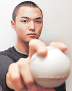 일본 프로야구 최연소 선수가 된 15세 스지모토 겐토. 사진제공 데일리 스포츠
