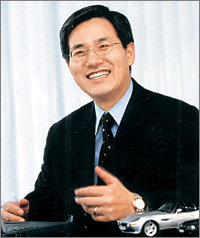 상고 출신으로 외국계 회사의 임원이 된 BMW코리아 김효준 사장은 남들과 똑같은 진로보다는 자신의 적성과 소질에 맞는 직업을 택하라고 조언한다. 사진제공 BMW코리아