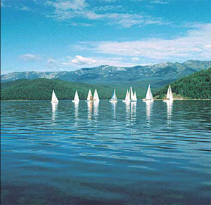 지구상에서 담수량이 가장 많은 바이칼 호수. 이 호수의 알혼섬은 북방기마민족의 시원지로 알려져 있다. 동아일보 자료 사진
