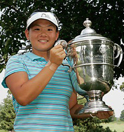 한국 국적 선수로는 사상 처음으로 US여자아마추어 퍼블릭링크스챔피언십에서 우승한 이은정. 사진 제공 USGA