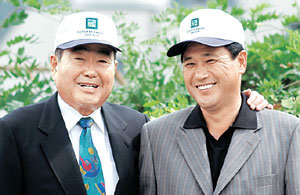 아버지 김정규 씨(왼쪽)와 아들 태성씨