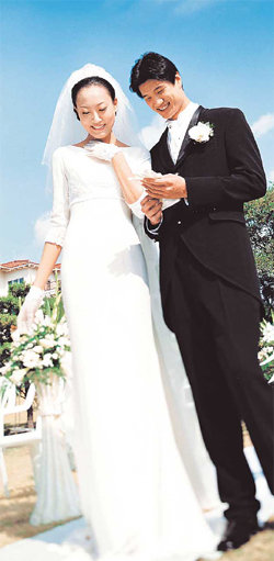 조용하고 고급스러운 결혼식을 선호하는 신랑 신부들이 ‘나만의 결혼식’을 할 수 있는 하우스 웨딩의 문을 두드리고 있다. 사진 제공 신라호텔