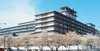 최근 몇 년 사이 일본 외교관들 사이에서 한국이 인기 있는 근무지로 부상하고 있다. 도쿄 중심부 가스미가세키에 자리한 일본 외무성 청사. 동아일보 자료 사진