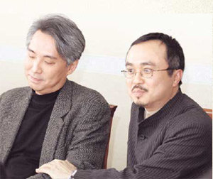 지휘자 김대진(왼쪽)과 베트남 출신 피아니스트 당타이손. 사진 제공 마스트 미디어