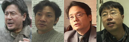 왼쪽부터 영화배우 최민식 씨, 정진영 씨, 오동진 영화평론가, 유창서 스크린쿼터대책위 사무국장.