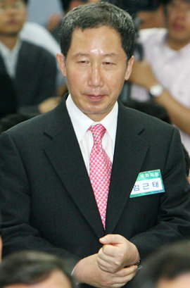 9일 열린우리당 비상대책위원장으로 선임된 김근태 의원. 연합뉴스