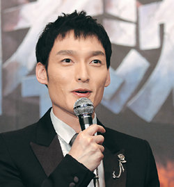 영화 ‘일본침몰’에서 심해 잠수정 조종사 역할을 맡은 구사나키 쓰요시. 사진 제공 올댓시네마