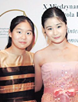 유 에스터 양(왼쪽)과 홍의연 씨.