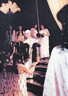 웅장하고 사실적인 무대 재현이 특징인 스웨덴 말뫼 프로덕션의 오페라 ‘아이다’. 사진 제공 대전문화예술의전당
