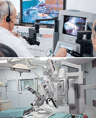 환자 앞이 아니라 화면을 보면서 로봇의 조종간을 잡고 수술을 하는 스트라스부르 대학병원의 한 외과의사. 환부는 모니터를 통해 실제보다 더 크게 볼 수 있다. 아래는 환자의 몸에 직접 접촉하며 수술하는 로봇 ‘다빈치’의 모습. 사진 제공 스트라스부르 대학병원