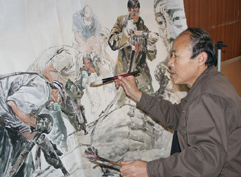 2006년 10월 베이징예술박람회 금상 수상 김성민(57세) 화백의 창작 모습. 자료제공 포털아트