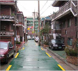 주택가도…올해 10월 주택 담장을 허문 뒤 주차공간을 만드는 ‘그린파킹’ 사업을 실시한 서울 구로구 구로본동.