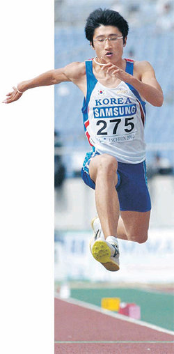 세단뛰기 김덕현