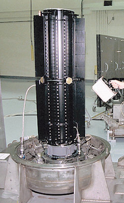 토성 탐사선 카시니에 장착된 RTG. 사진 제공 미국항공우주국