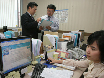 박근혜 전 한나라당 대표의 대선 캠프인 서울 영등포구 여의도 후원회 사무실. 이종승  기자