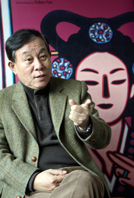 윤호진 에이콤인터내셔날 대표는 “내년에는 ‘명성황후’의 일본 도쿄 공연과 중국 공연도 추진 중”이라고 말했다. 홍진환  기자