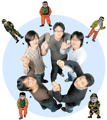 플래시 애니메이션 제작팀 ‘오인용’의 멤버인 장동혁, 정지혁, 민상식, 천상민, 장석조(위 왼쪽부터 시계방향). 스물아홉 동갑인 이들은 자신들을 형상화한 캐릭터(각 인물 옆)와 애니메이션 속 목소리 연기로 큰 인기를 누렸다. 특히 군대 문제, 권위주의 등에 대한 풍자를 통해 한국 인터넷 문화의 한 축을 개척했다. 신원건 기자