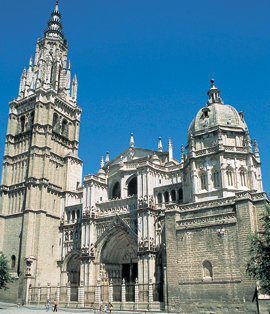 스페인 성당 가운데 가장 권위 있는 톨레도 대성당. 여러 시대에 걸쳐 개보수가 이뤄진 까닭에 건축역사의 축소판이나 다름없다. 사진 제공 스페인관광청