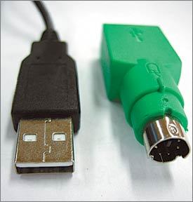 USB 단자(왼쪽)와 이를 PS2 단자로 바꿔 주는 젠더(연결기기).