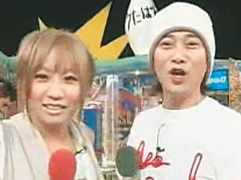 지난달 일본 TBS방송의 토크쇼 ‘우타방’에 출연한 고다 구미(왼쪽)와 나카이 마사히로. 나카이는 이 프로그램의 진행자다, 동영상 캡처