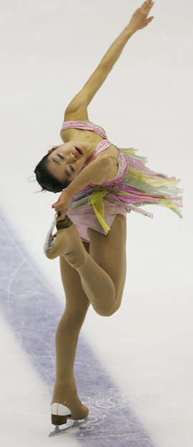한국 여자 피겨의 새로운 기대주 김나영(연수여고)이 전국 남녀피겨스케이팅 종합선수권대회 여자 싱글 프리스케이팅에서 우아한 연기를 펼치고 있다. 고양=연합뉴스