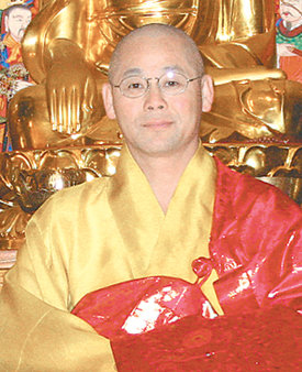 재미 한인 불교학자인 종매 스님은 17일 교황 베네딕토 16세를 알현해 종교 간 갈등 해소에 대해 이야기를 나눌 예정이다.