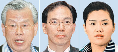 왼쪽부터 이한정 정국교 양정례 당선자.