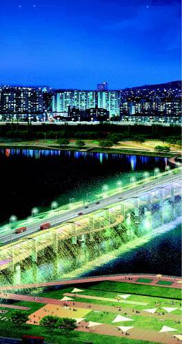 서울 강남의 새로운 랜드마크가 될 반포대교. 분수와 경관 조명대가 9월에 생긴다. 다리 밑의 잠수교는 보행자 다리로 바뀐다. 사진제공 서울시