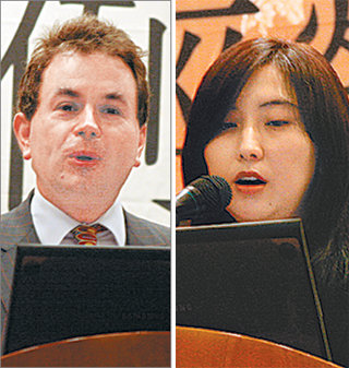 19일 전국경제인연합회 산하 국제경영원의 최고경영자 월례조찬회에서 강연한 세계적 컨설팅업체인 매킨지의 리처드 돕스 디렉터(왼쪽)와 강혜진 파트너. 사진 제공 전국경제인연합회