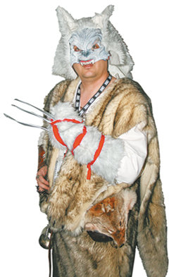 블리자드의 ‘월드오브워크래프트’ 게임 속 ‘샤먼’ 캐릭터 복장으로 ‘블리즈컨 2008’에 참가한 팬의 모습. 애너하임=김지현 기자