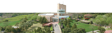 아모레퍼시픽 ‘제주 설록다원 서광’ 내에 위치한 오설록 티 뮤지엄. 연간 50만 명의 관광객이 이곳을 방문한다. 사진 제공 아모레퍼시픽