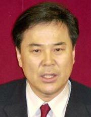 윤두환 의원동아일보 자료 사진