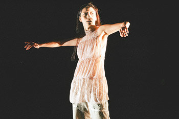 제12회 평론가가 뽑은 젊은 무용가에 선정된 안무가 차진엽 씨의 공연. 사진 제공 댄스포럼