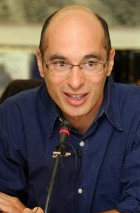 3일 서울 웨스틴조선호텔에서 개미, 뇌, 나무 등으로 유명한 프랑스 소설가 베르나르 베르베르가 기자회견을 하고 있다. 연합뉴스