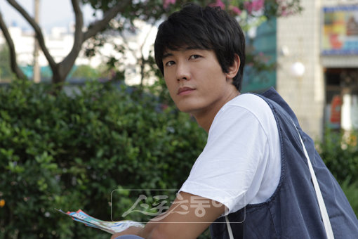 배우 이기우, 영화 ‘웨딩드레스’