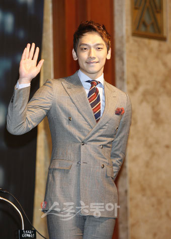 영화 ‘닌자 어쌔신’ 의 아시아 기자회견. 사진 | 임진환 기자 photolim@donga.com