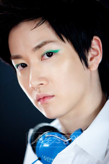 비투와이 한연.