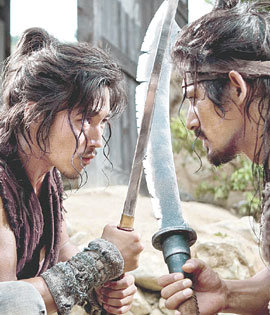 내년 1월 6일 시작하는 KBS2 ‘추노’는 도망가는 노비 송태하(오지호·오른쪽)와 이를 쫓는 노비 사냥꾼 이대길(장혁)의 이야기를 담았다. 사진 제공 영화사 하늘