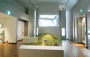 24일 개관한 조선왕릉전시관의 내부. 사진 제공 문화재청