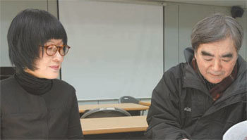 김혜순 씨(왼쪽)와 최동호 씨