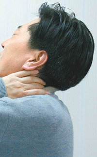 기온이 떨어지면 혈관이 수축되고 심장은 체온을 높이기 위해 빨리 뛴다. 평소 혈압이 정상이더라도 강추위 땐 ‘일과성 뇌허혈 발작’ 같은 증상이 찾아올 수 있으므로 주의해야 한다. 동아일보 자료 사진