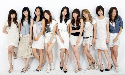 2007년 8월, 데뷔곡 '다시 만난 세계'로 활동하던 무렵의 그녀들은 풋풋함이 살아있는 앳된 모습이었다. 사진제공 연합.