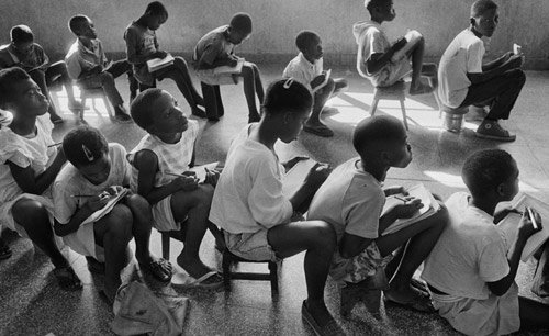 ―1997년 앙골라 루에나 市