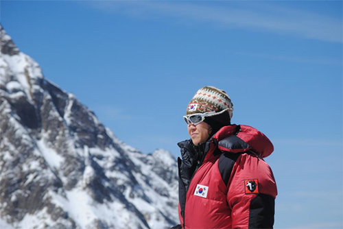 산악인 오은선, 2010 안나푸르나 원정 사진. [사진출처=블랙야크]